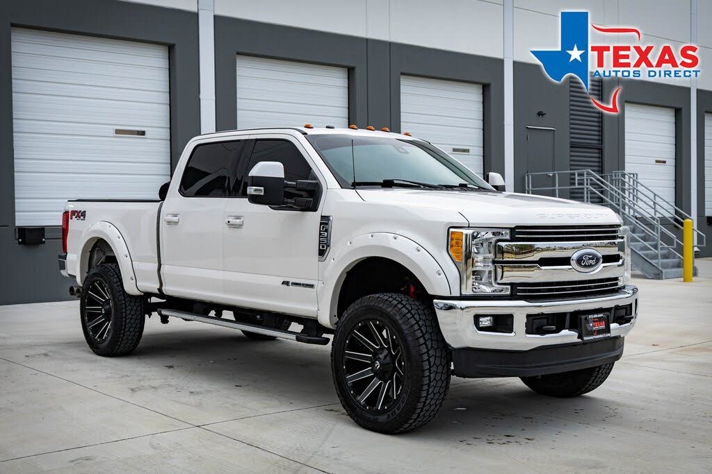 2017 Ford F-350 Super Duty Lariat Crew Cab 4WD