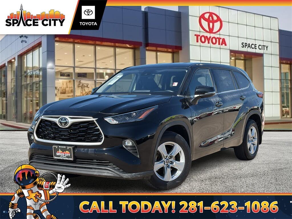 2022 Toyota Highlander LE AWD