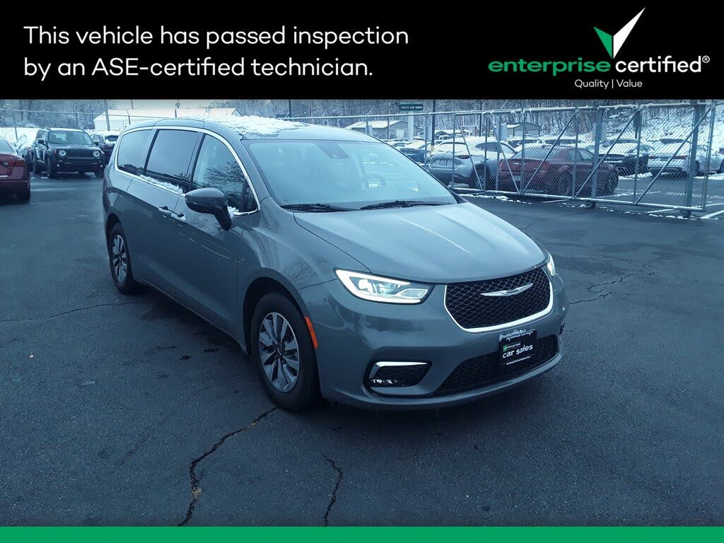 2023 Chrysler Pacifica Hybrid Touring L FWD