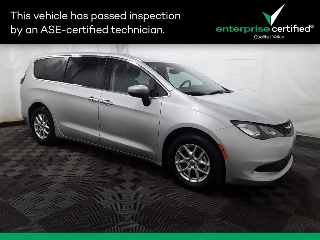 2023 Chrysler Voyager LX FWD