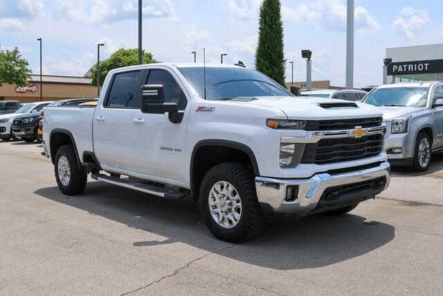 2024 Chevrolet Silverado 2500HD LT Crew Cab 4WD