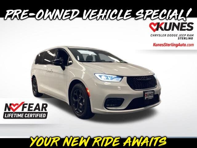 2024 Chrysler Pacifica Hybrid Select FWD