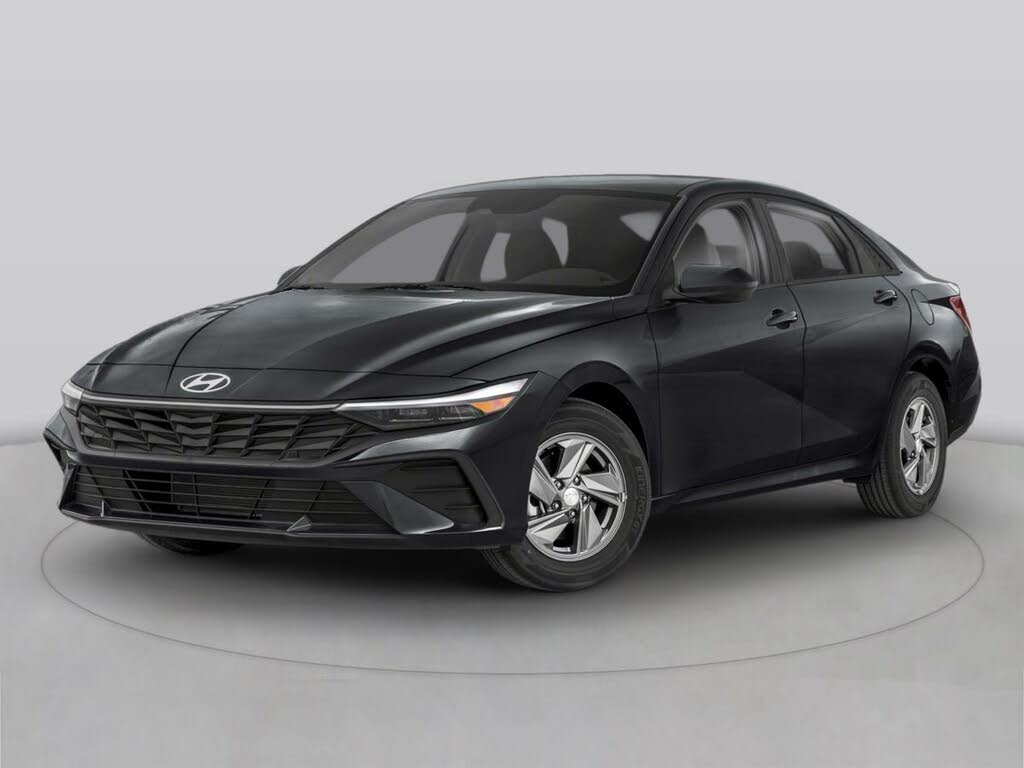 2024 Hyundai Elantra SE FWD