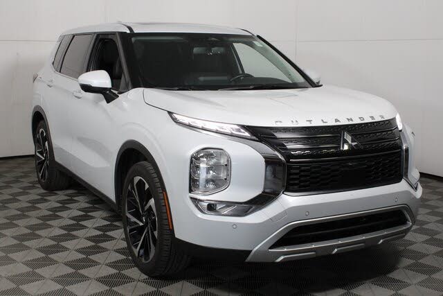 2024 Mitsubishi Outlander SE Black Edition FWD