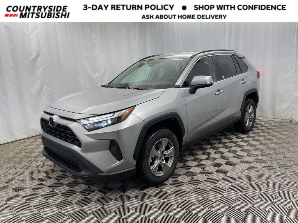 2024 Toyota RAV4 XLE FWD
