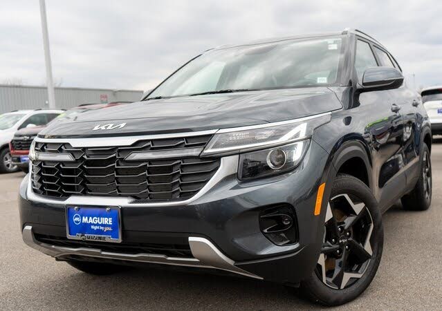 2025 Kia Seltos EX AWD