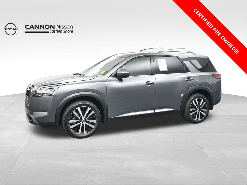 2025 Nissan Pathfinder Platinum FWD