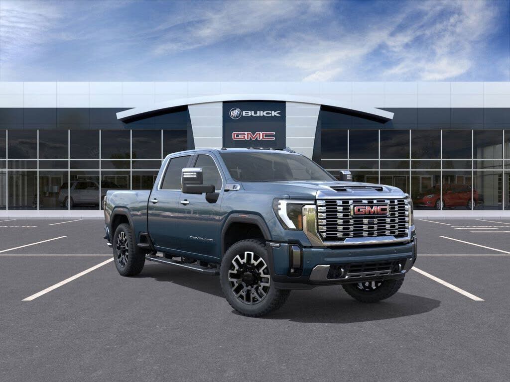 2026 GMC Sierra 2500HD Denali Crew Cab 4WD