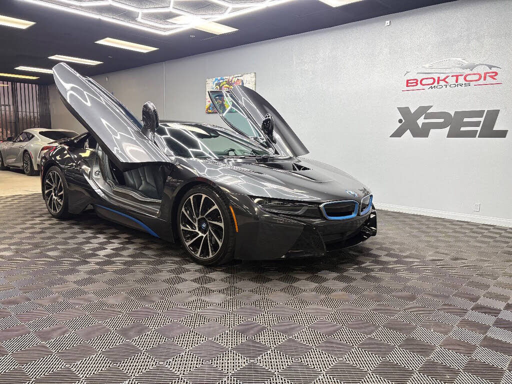 2015 BMW i8 Coupe AWD