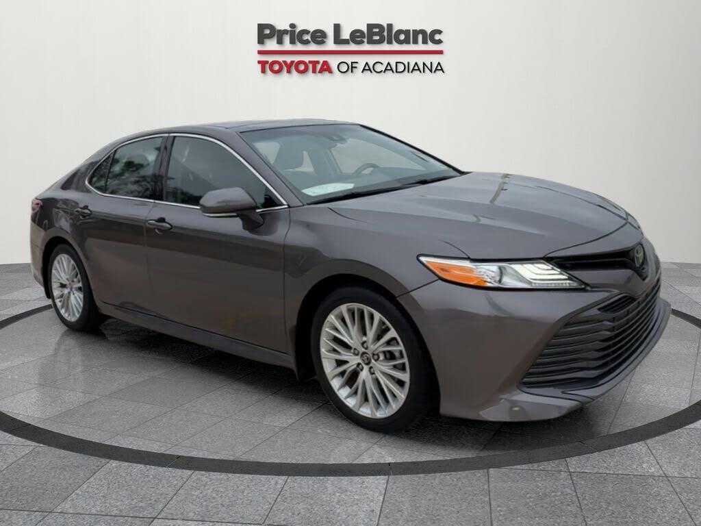 2019 Toyota Camry XLE FWD