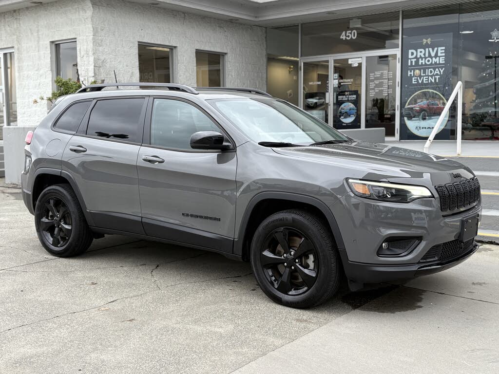 2023 Jeep Cherokee Altitude 4WD
