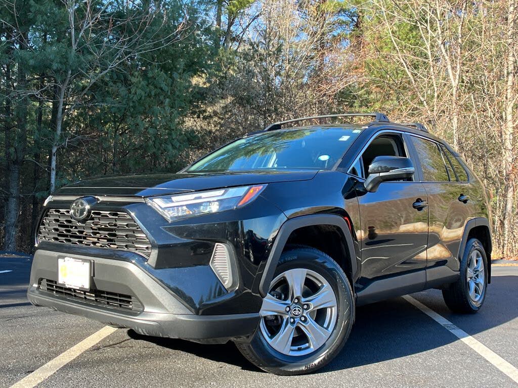 2024 Toyota RAV4 XLE AWD