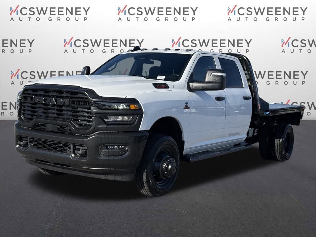 2026 RAM 3500 Tradesman Crew Cab LB DRW 4WD