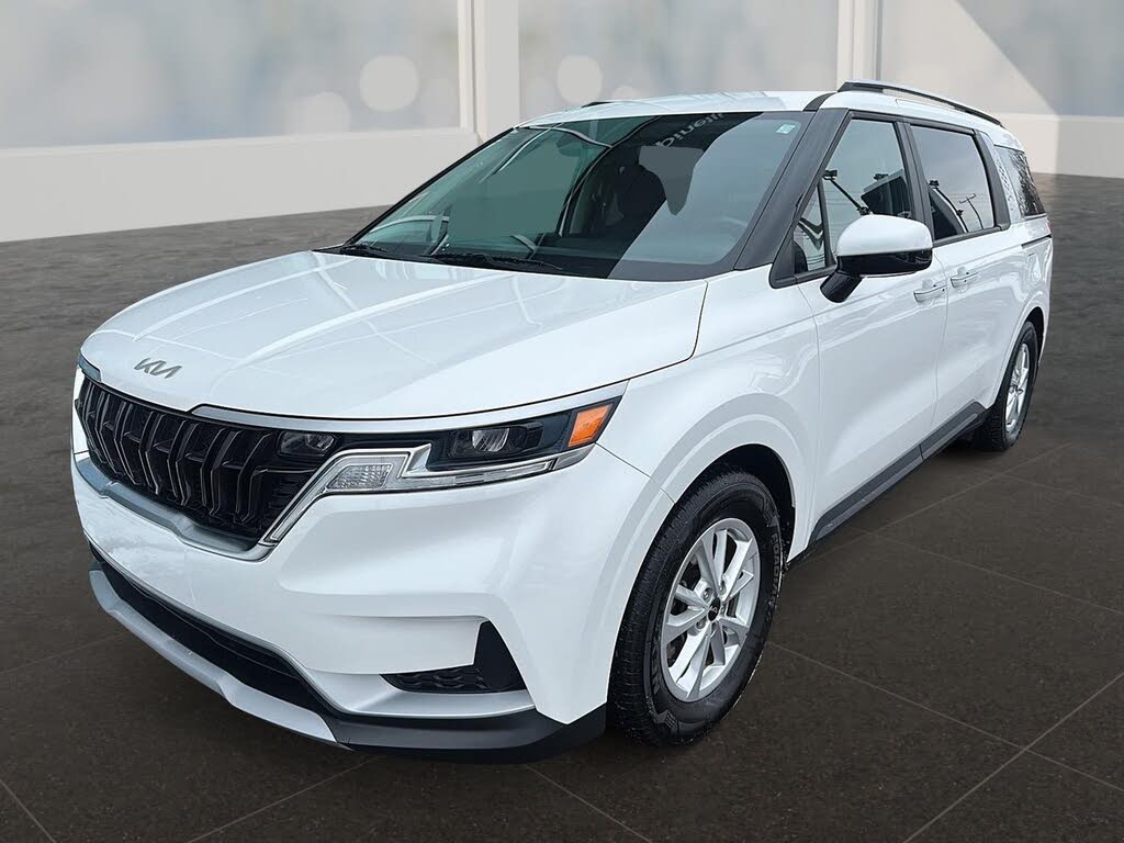 2022 Kia Carnival LX+ FWD