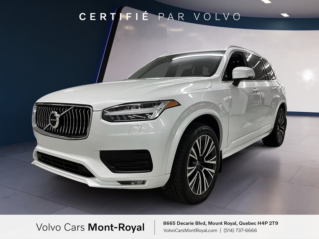 2022 Volvo XC90 T6 Momentum 7-Passenger AWD