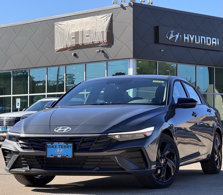 2026 Hyundai Elantra SEL Sport FWD