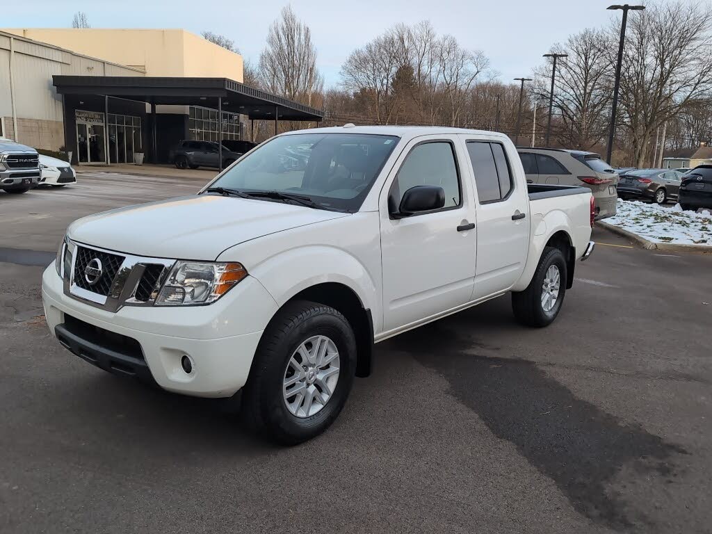 2016 Nissan Frontier SV Crew Cab 4WD