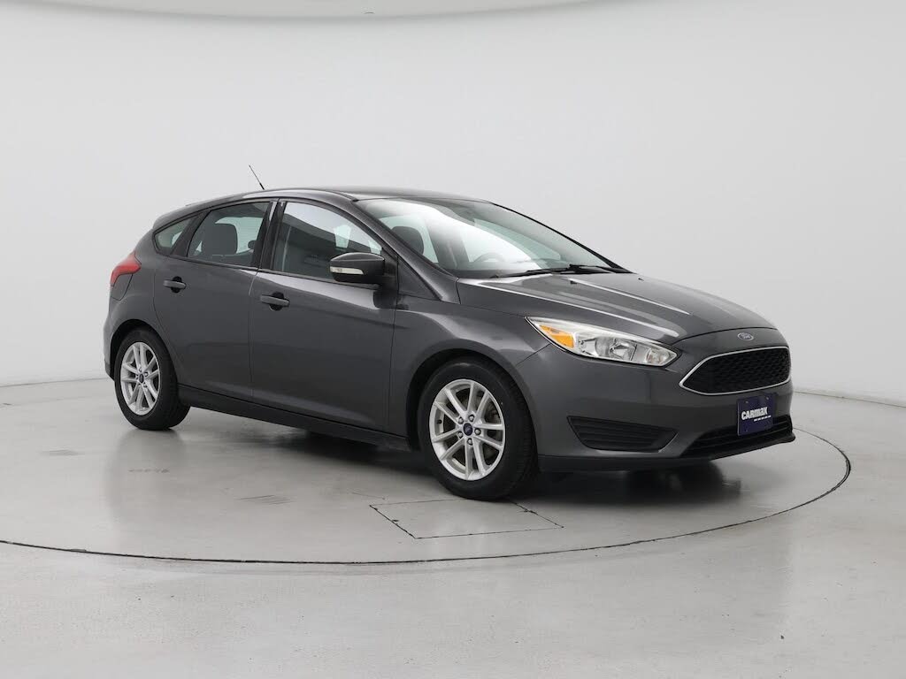 2017 Ford Focus SE Hatchback