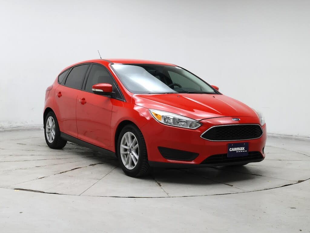 2017 Ford Focus SE Hatchback
