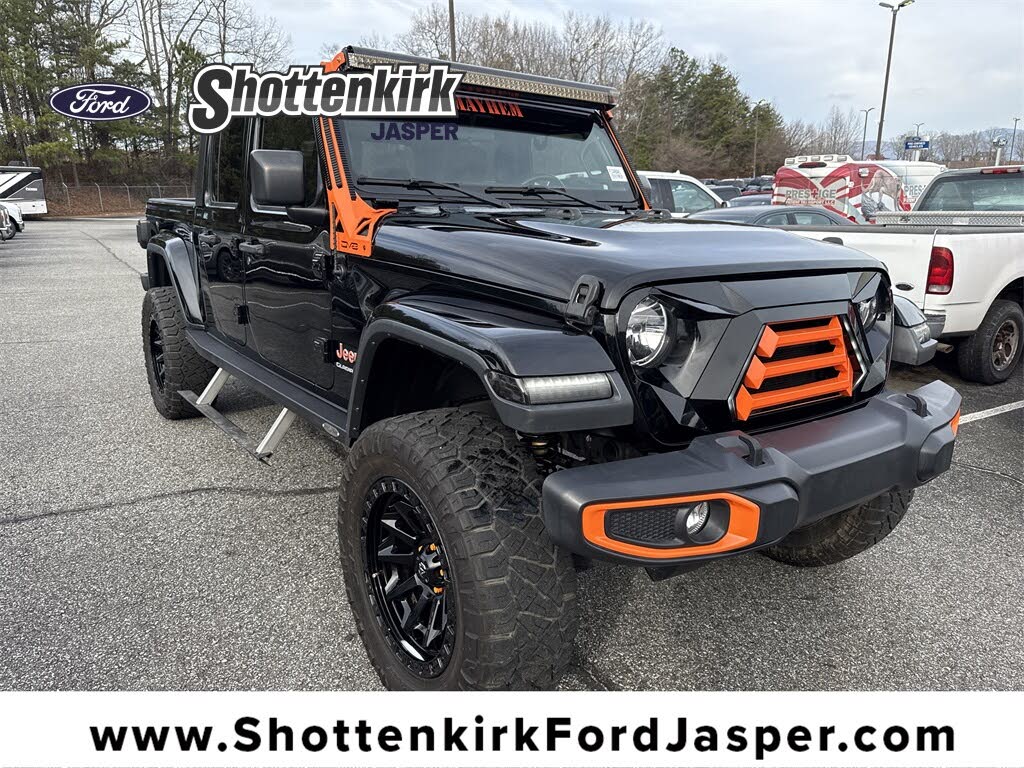 2020 Jeep Gladiator Overland Crew Cab 4WD