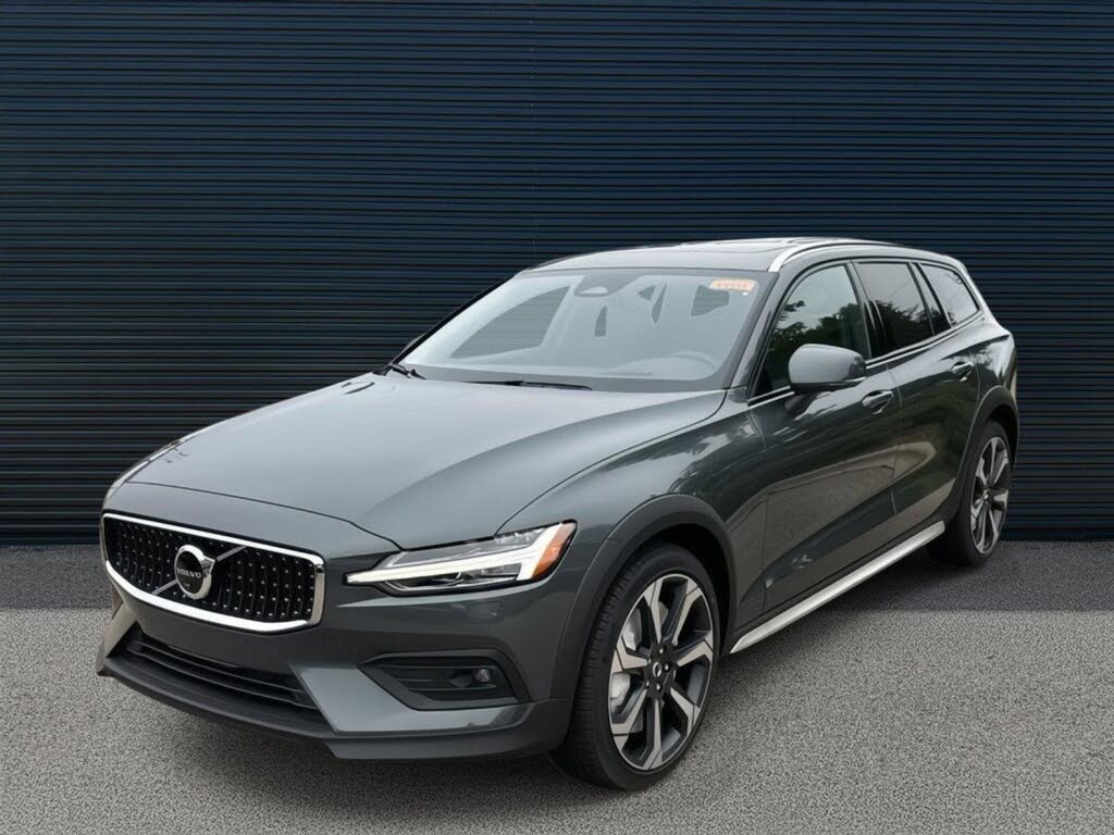 2026 Volvo V60 Cross Country B5 Ultra AWD