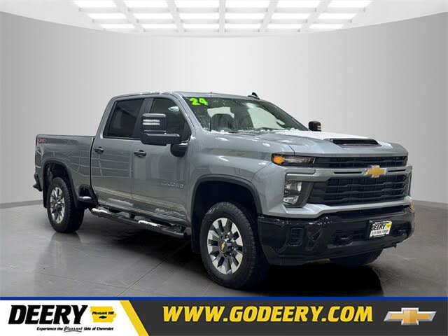 2024 Chevrolet Silverado 2500HD Custom Crew Cab 4WD