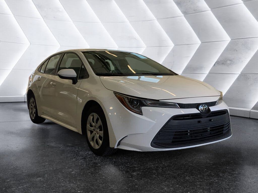 2024 Toyota Corolla LE FWD