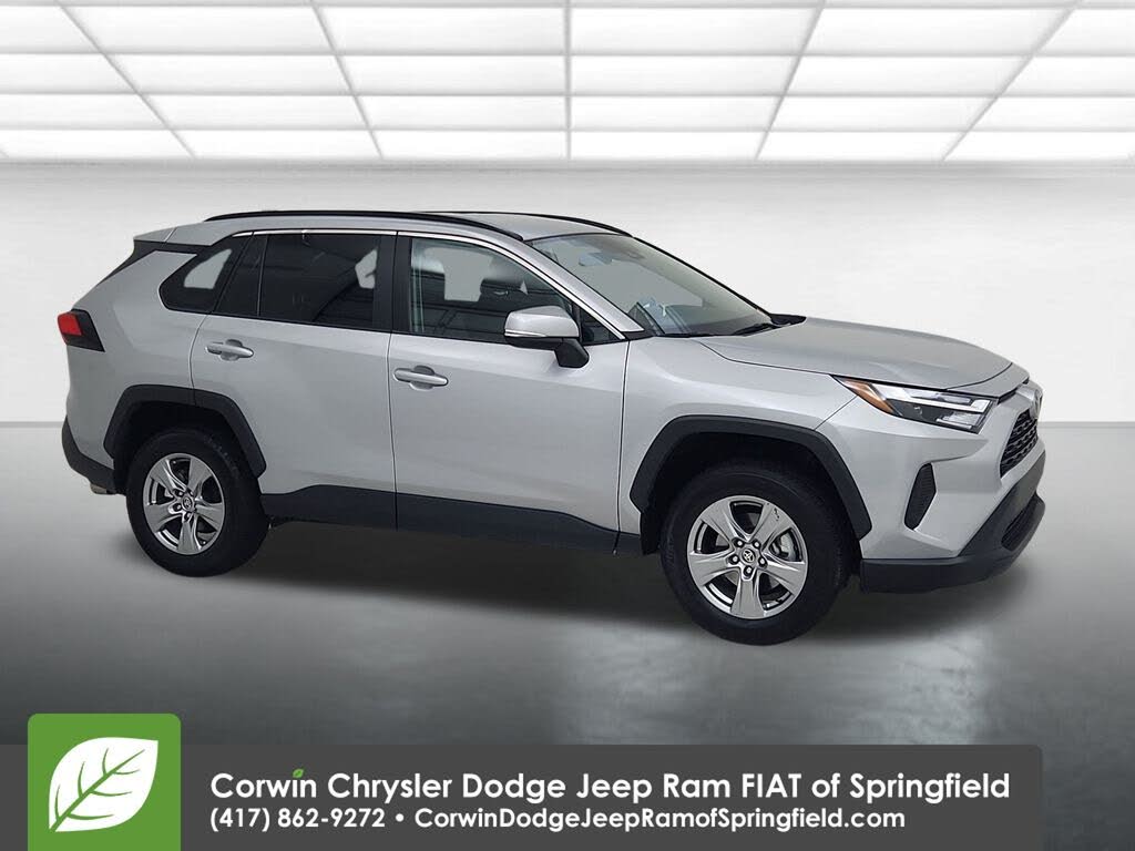 2024 Toyota RAV4 XLE FWD