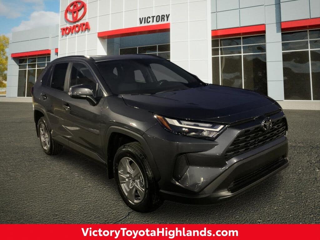 2025 Toyota RAV4 XLE AWD