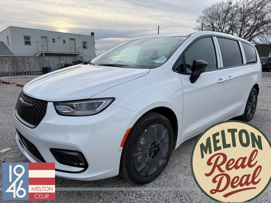 2026 Chrysler Pacifica Select FWD