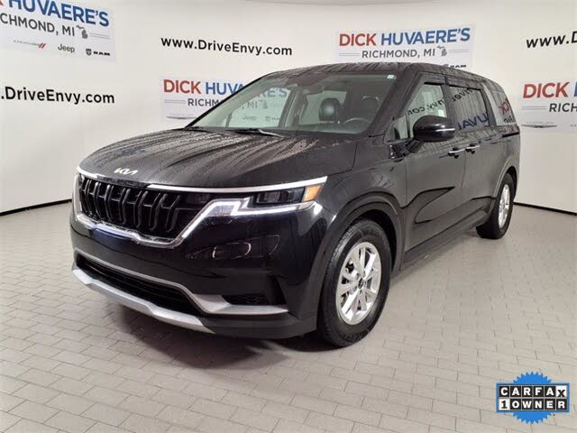 2023 Kia Carnival LX FWD