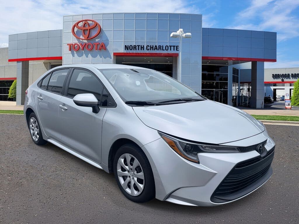 2024 Toyota Corolla LE FWD