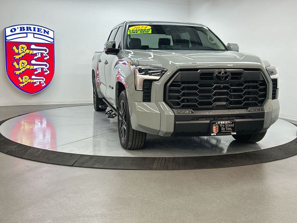 2024 Toyota Tundra SR5 CrewMax Cab 4WD