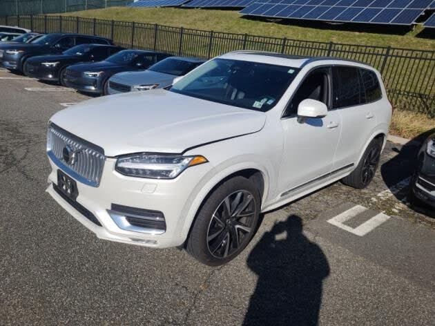 2024 Volvo XC90 B6 Plus Bright Theme 7-Passenger AWD