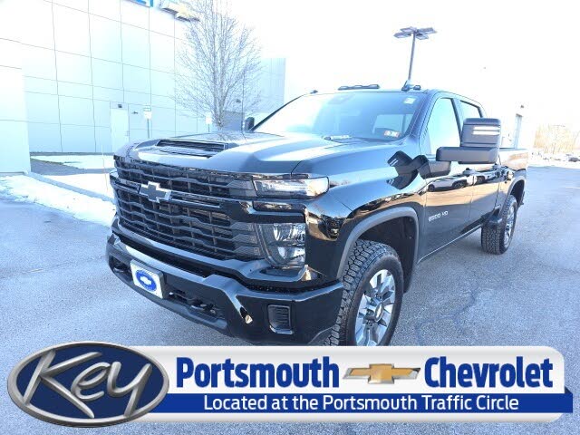 2025 Chevrolet Silverado 2500HD Custom Crew Cab 4WD