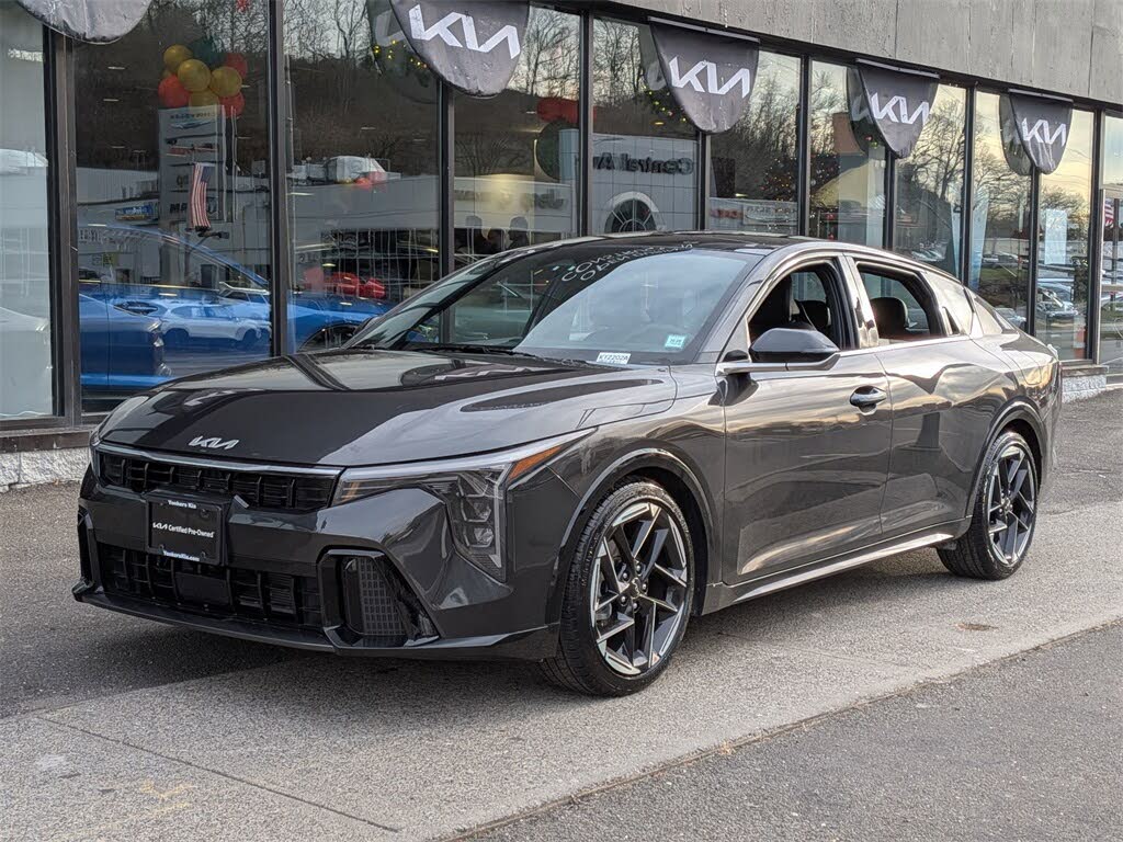 2025 Kia K4 GT-Line FWD