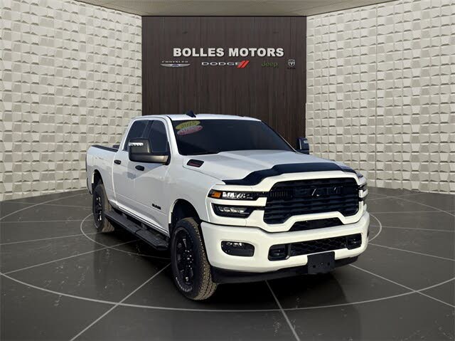 2025 RAM 2500 Big Horn Crew Cab 4WD