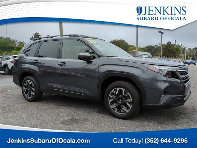 2025 Subaru Forester Premium Crossover AWD