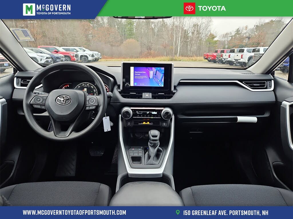 2025 Toyota RAV4 LE AWD