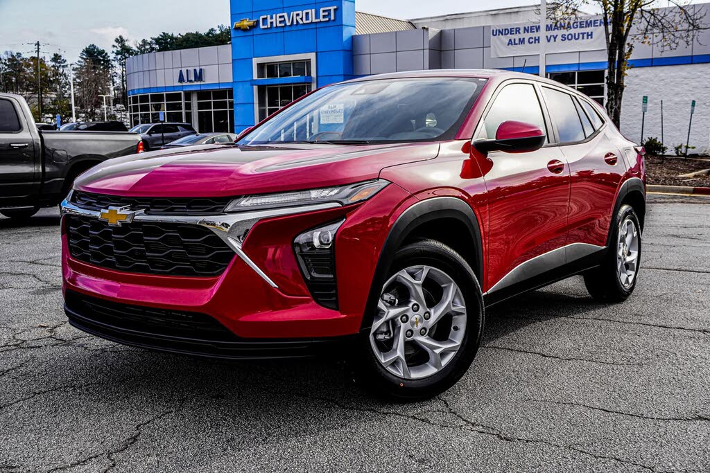 2026 Chevrolet Trax LS FWD
