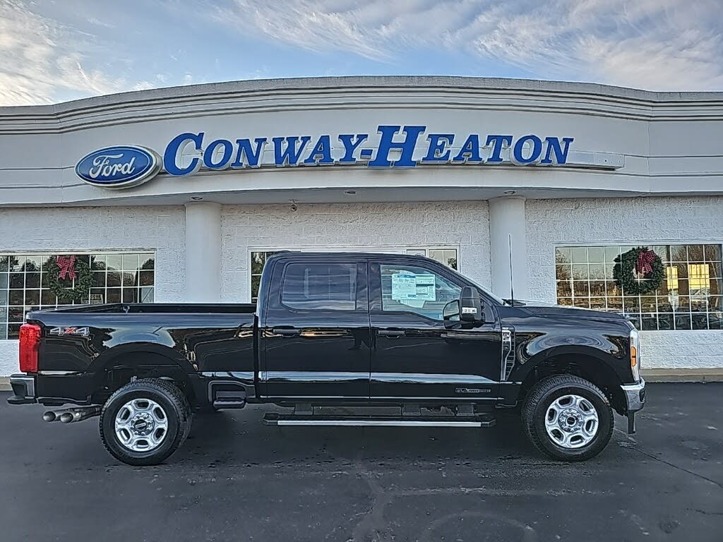 2026 Ford F-250 Super Duty XLT Crew Cab 4WD