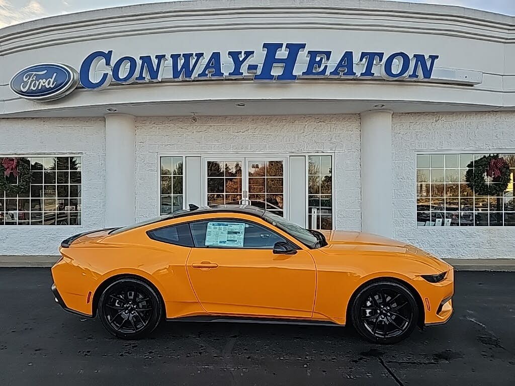 2026 Ford Mustang EcoBoost Premium Fastback RWD