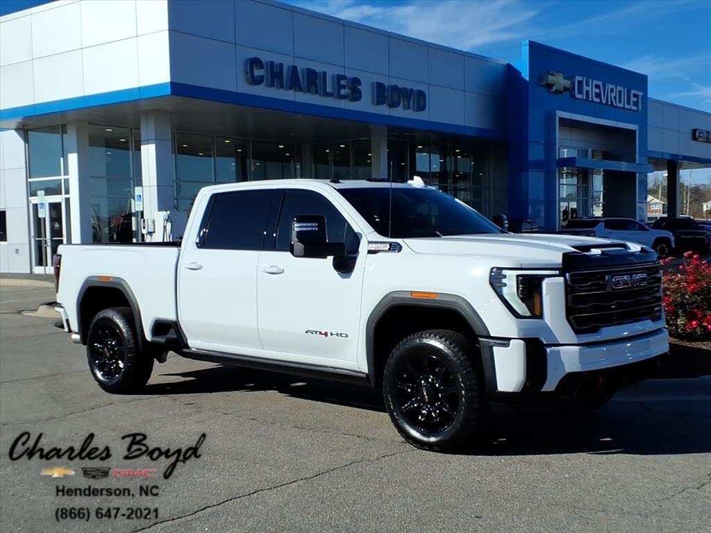 2026 GMC Sierra 2500HD AT4 Crew Cab 4WD