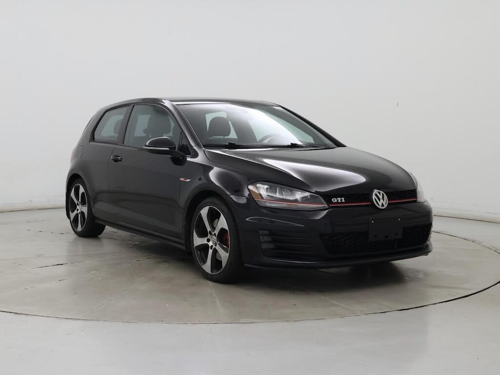 2015 Volkswagen Golf GTI 2.0T SE 2-Door FWD