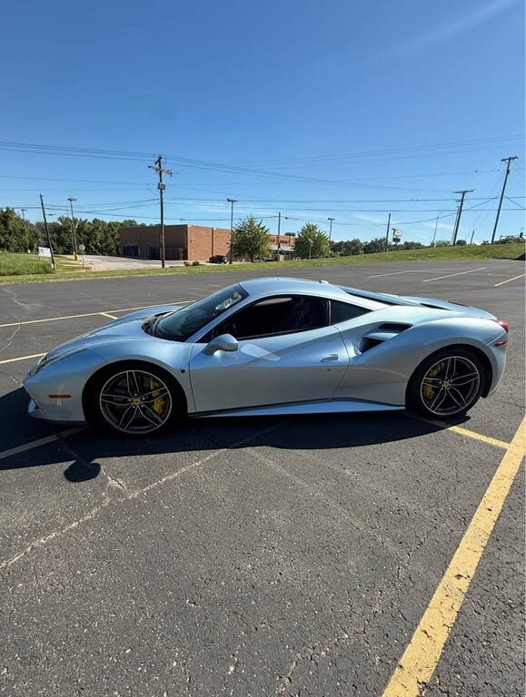 2017 Ferrari 488 GTB Coupe RWD