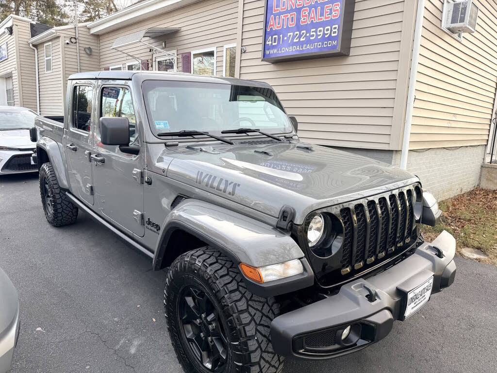 2021 Jeep Gladiator Willys Crew Cab 4WD