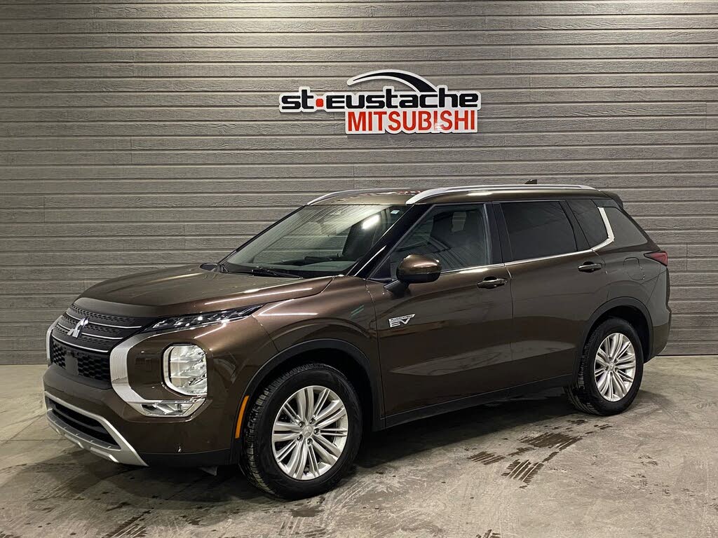 2023 Mitsubishi Outlander Hybrid Plug-in LE S-AWC