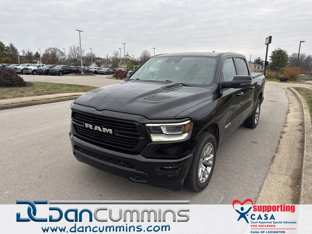 2023 RAM 1500 Laramie Crew Cab 4WD