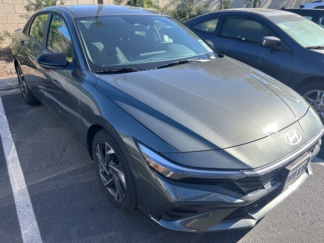 2025 Hyundai Elantra SEL Sport FWD