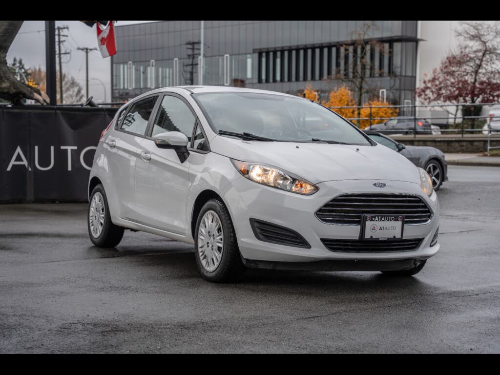 2014 Ford Fiesta SE Hatchback